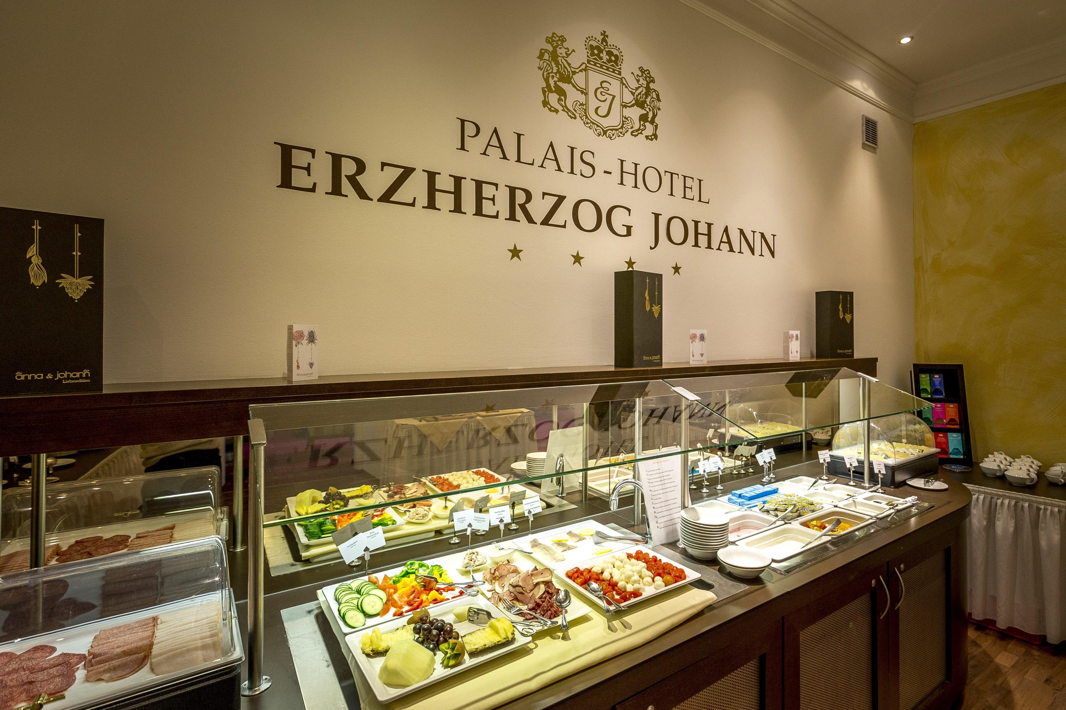 Palais-Hotel Erzherzog Johann Graz Exterior photo